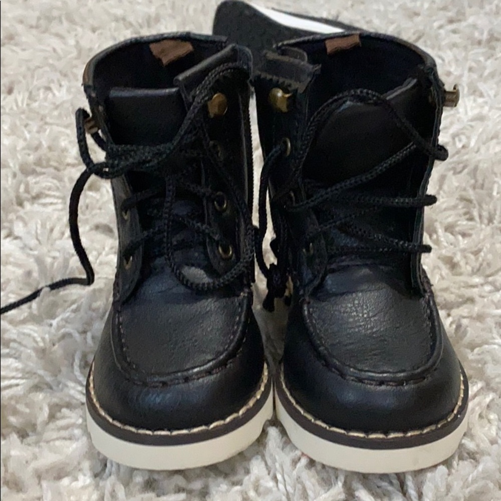 GAP toddler boots